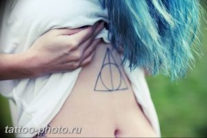 фото тату треугольник с кругом 11.12.2018 №025 - triangle with - tattoo-photo.ru